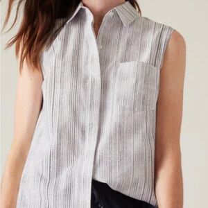 Athleta Everlasting Black and White Sleeveless Button-Down Shirt